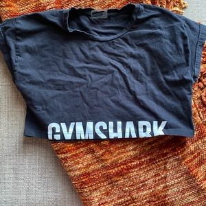 GYMSHARK black short sleeved crop top